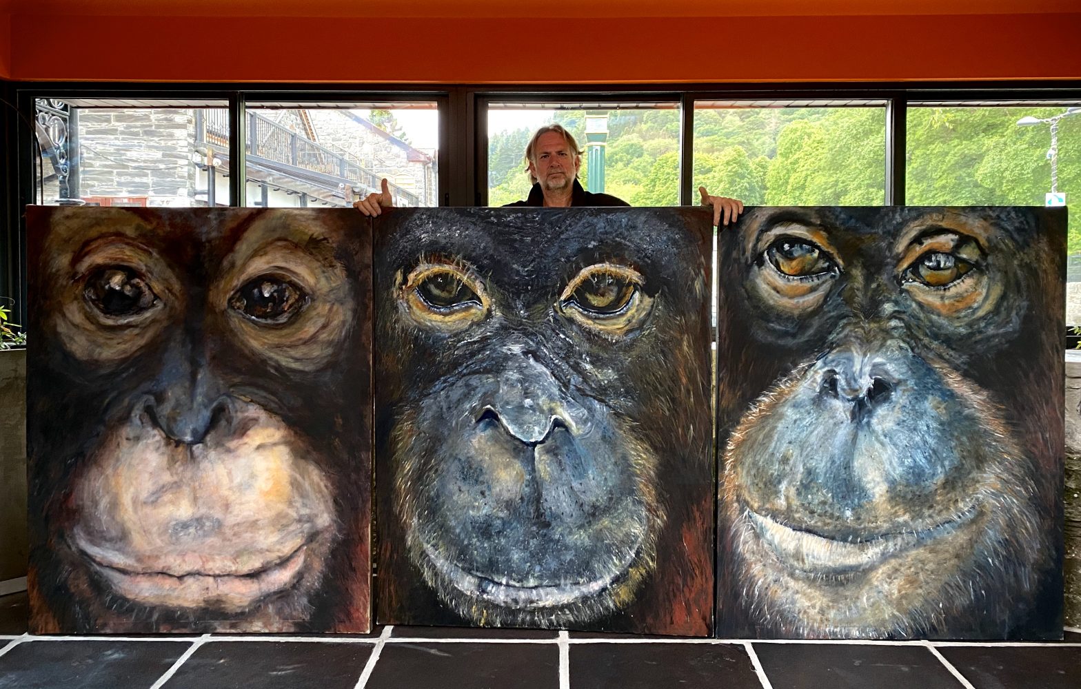 Showcasing Jacha Potgieter's artwork